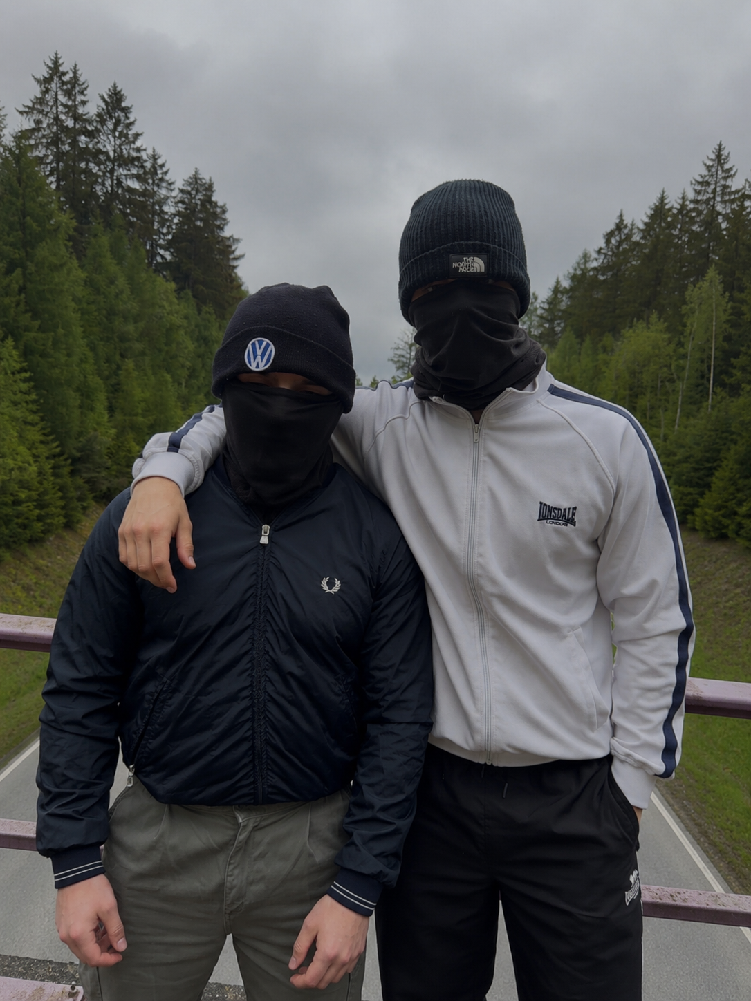 Paul und Paul in Fred Perry und Lonsdale