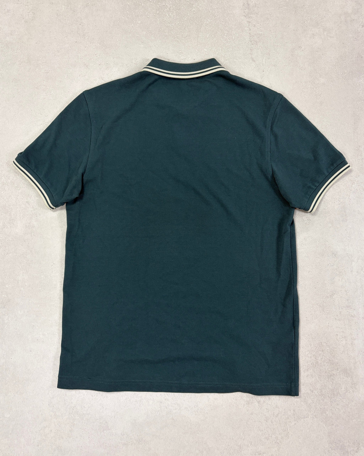 Fred Perry Poloshirt Petrol mit Twin Tipping Größe M – Rückseite