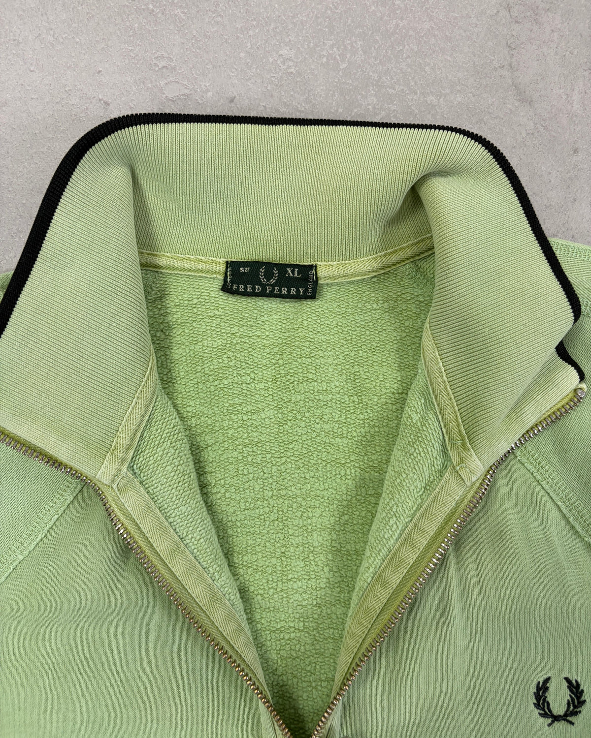 Fred Perry Sweat-Trainingsjacke Hellgrün Größe XL – Etikett