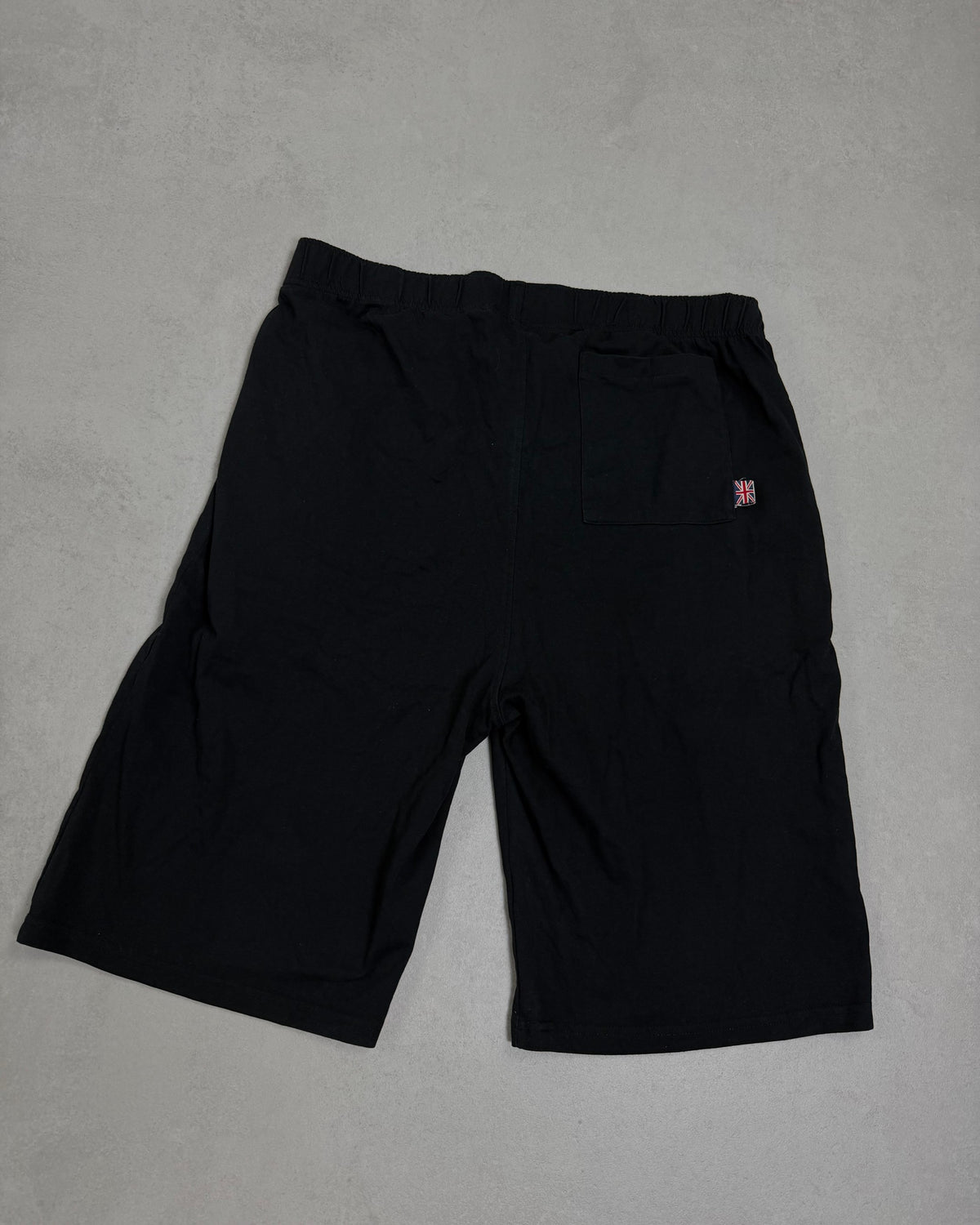 Lonsdale Shorts Schwarz mit großem Logo Größe XL – Rückseite
