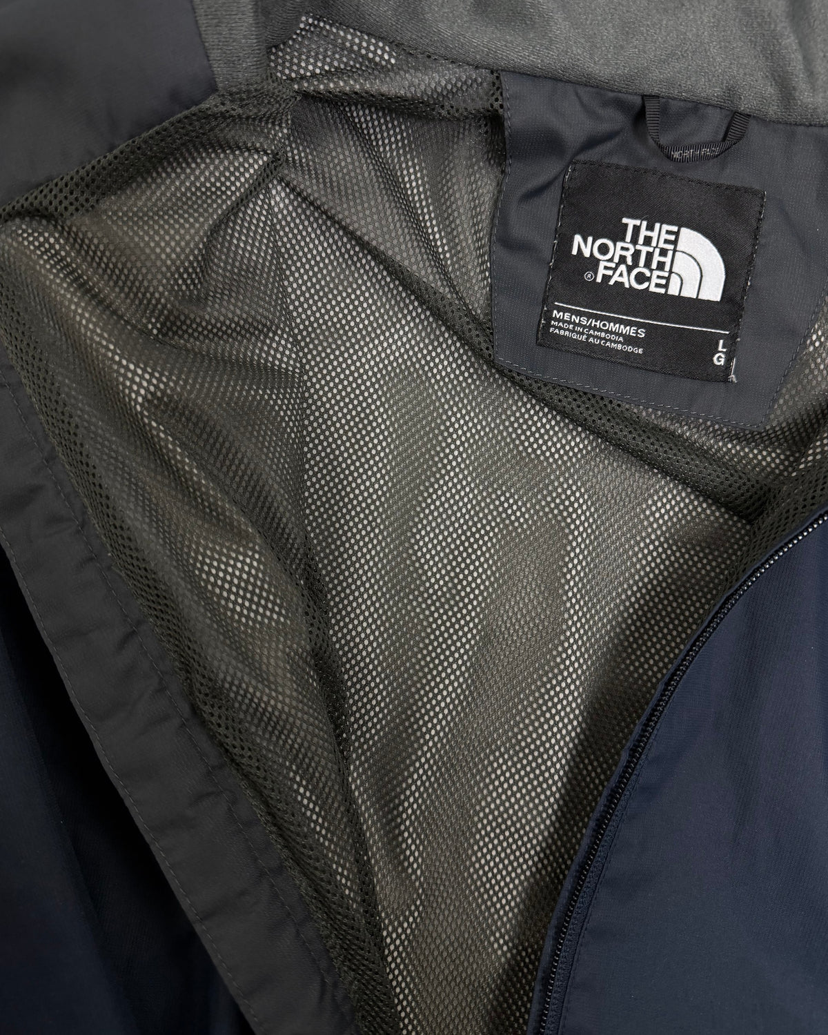The North Face Regenjacke Navy DryVent Größe L – Detail