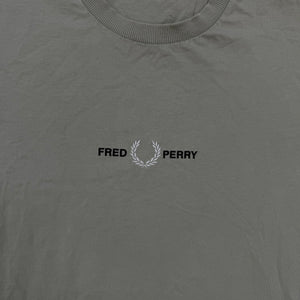 Fred Perry Tshirt mit kleinem Logo auf der Brust