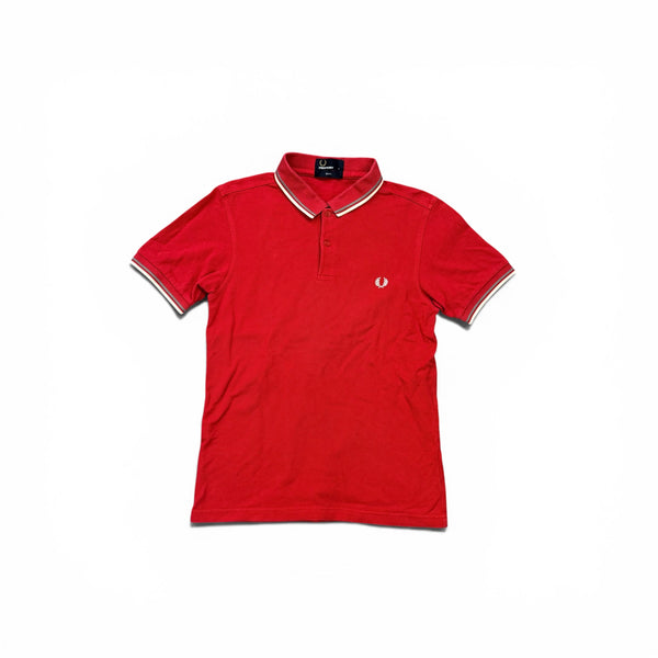 Fred Perry Poloshirt Rot mit dezenten Logo