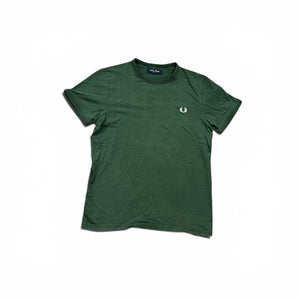 Fred Perry T-Shirt Waldgrün mit dezenten Logo