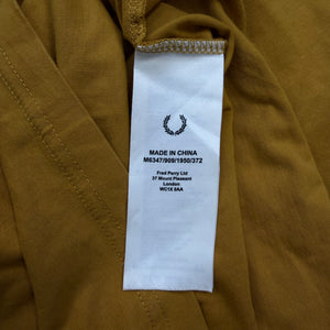 Fred Perry Tshirt Gelb mit kleinem Logo