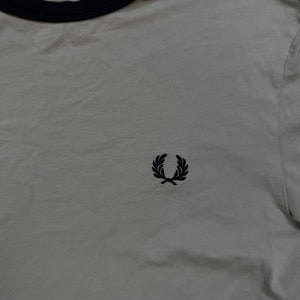 Fred Perry T-Shirt Hellbraun mit kleinem Logo