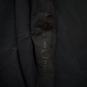 Fred Perry Tshirt Schwarz mit Schriftzug