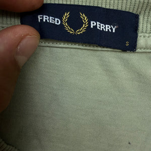 Fred Perry Tshirt mit kleinem Logo auf der Brust
