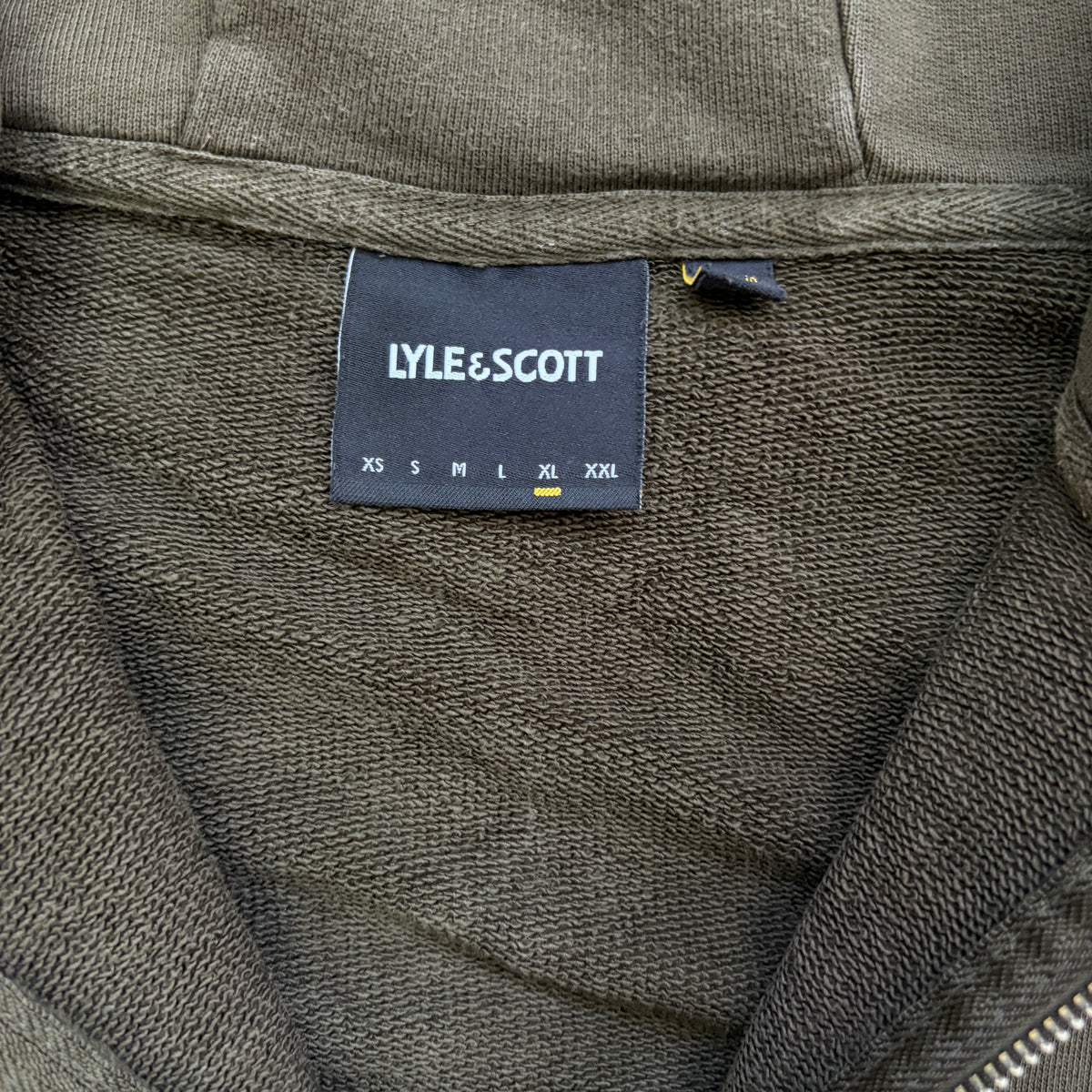Lyle & Scott Zip-Hoodie Khaki mit dezenten Logo