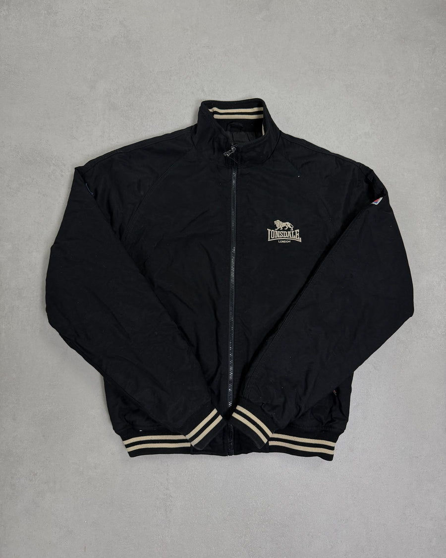 Lonsdale Bomberjacke Schwarz mit cremefarbenen Bündchen – Vorderseite