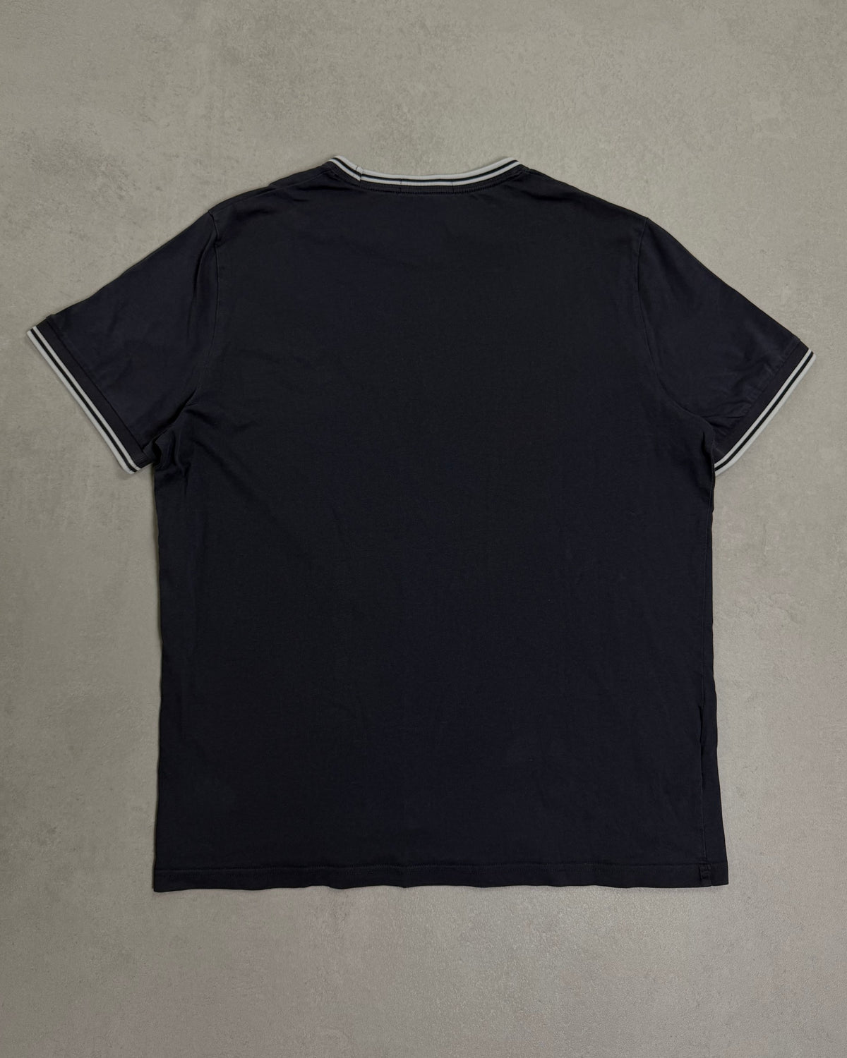Fred Perry Ringer T-Shirt Schwarz mit Twin Tipping – Rückseite