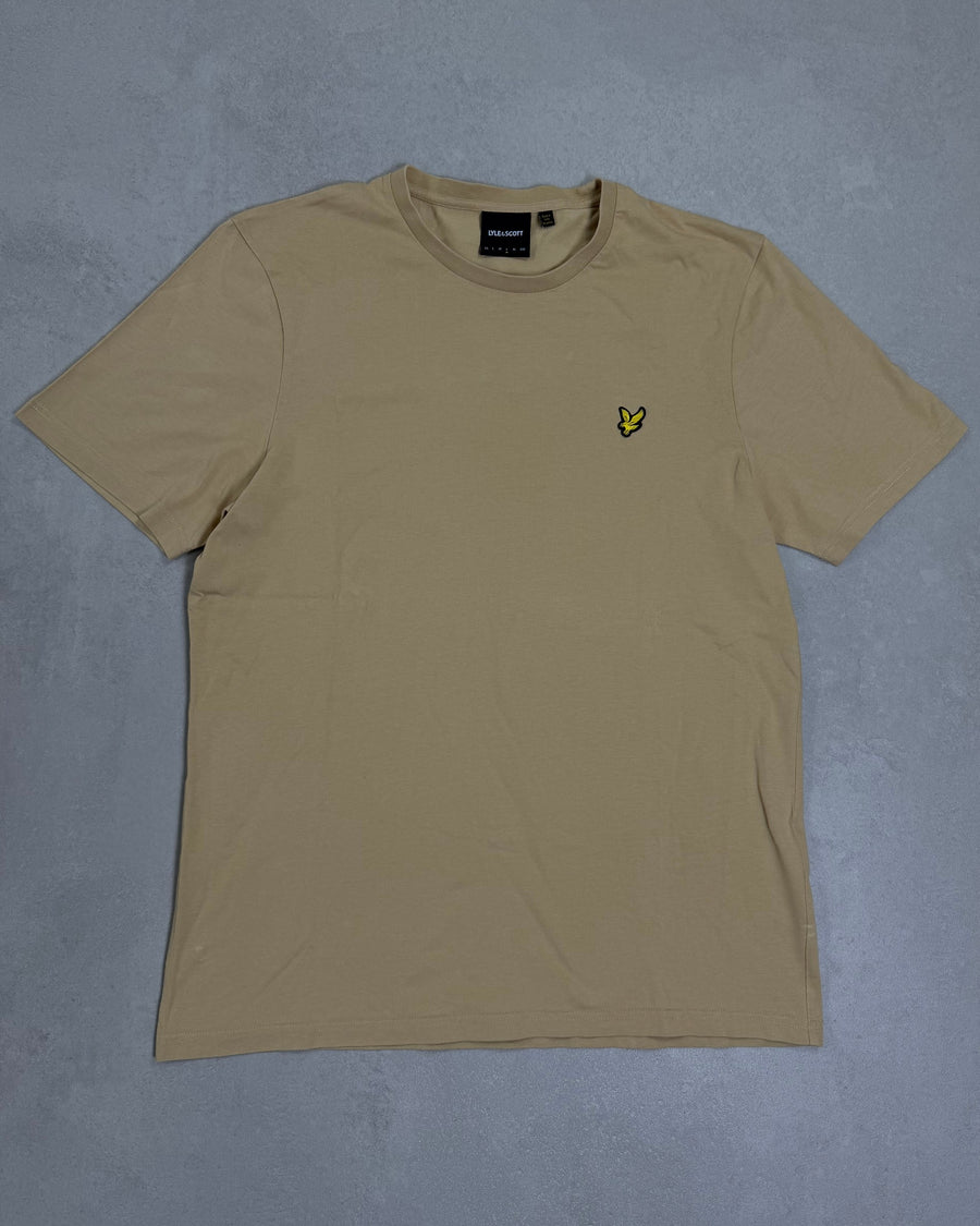 Lyle & Scott T-Shirt Beige mit Adler – Vorderseite