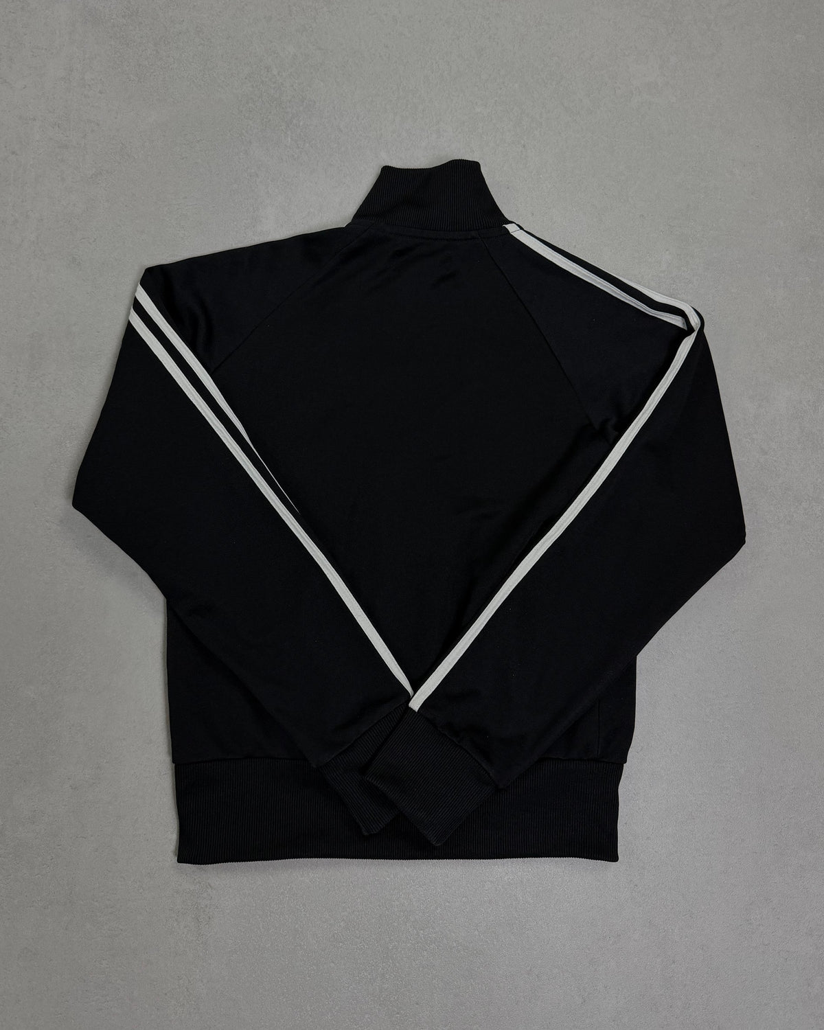 Fred Perry Damen-Trainingsjacke Schwarz mit weißen Streifen – Rückseite