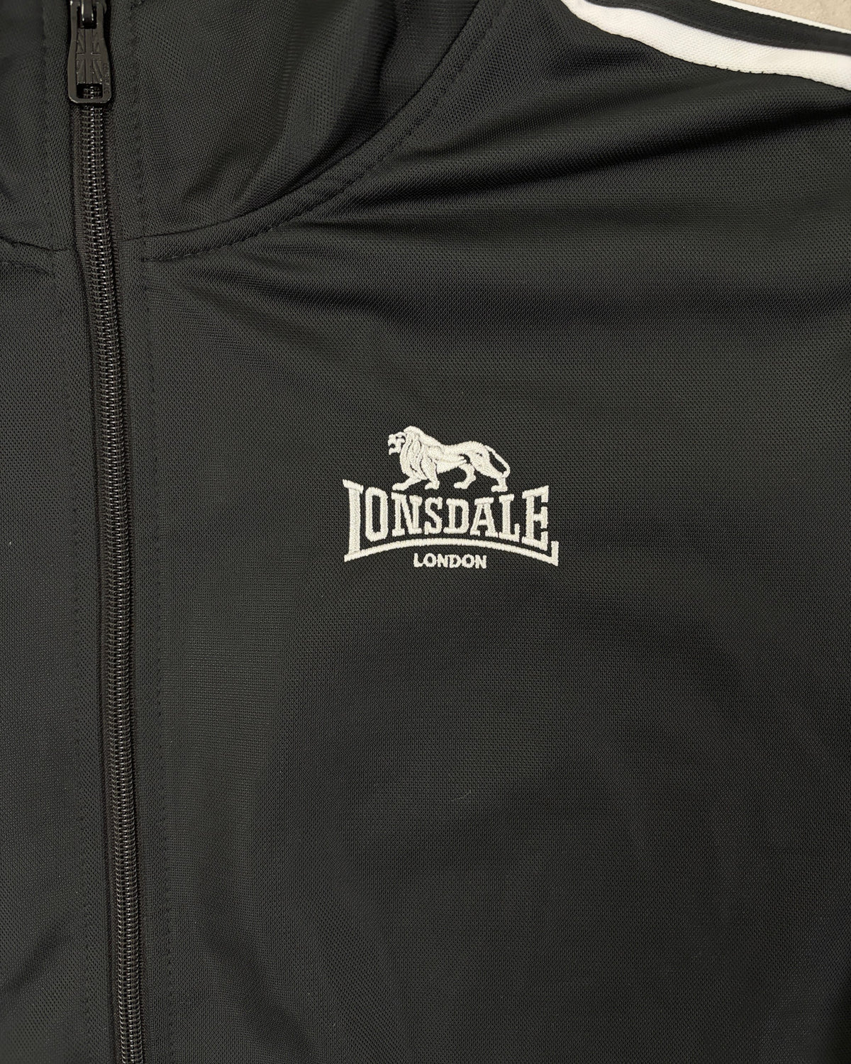 Lonsdale Trainingsjacke Schwarz mit Doppelstreifen – Detail