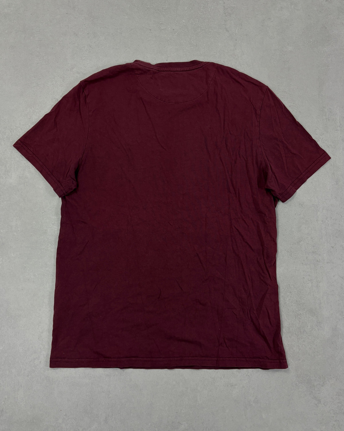 Lyle & Scott T-Shirt Bordeaux mit Adler – Rückseite