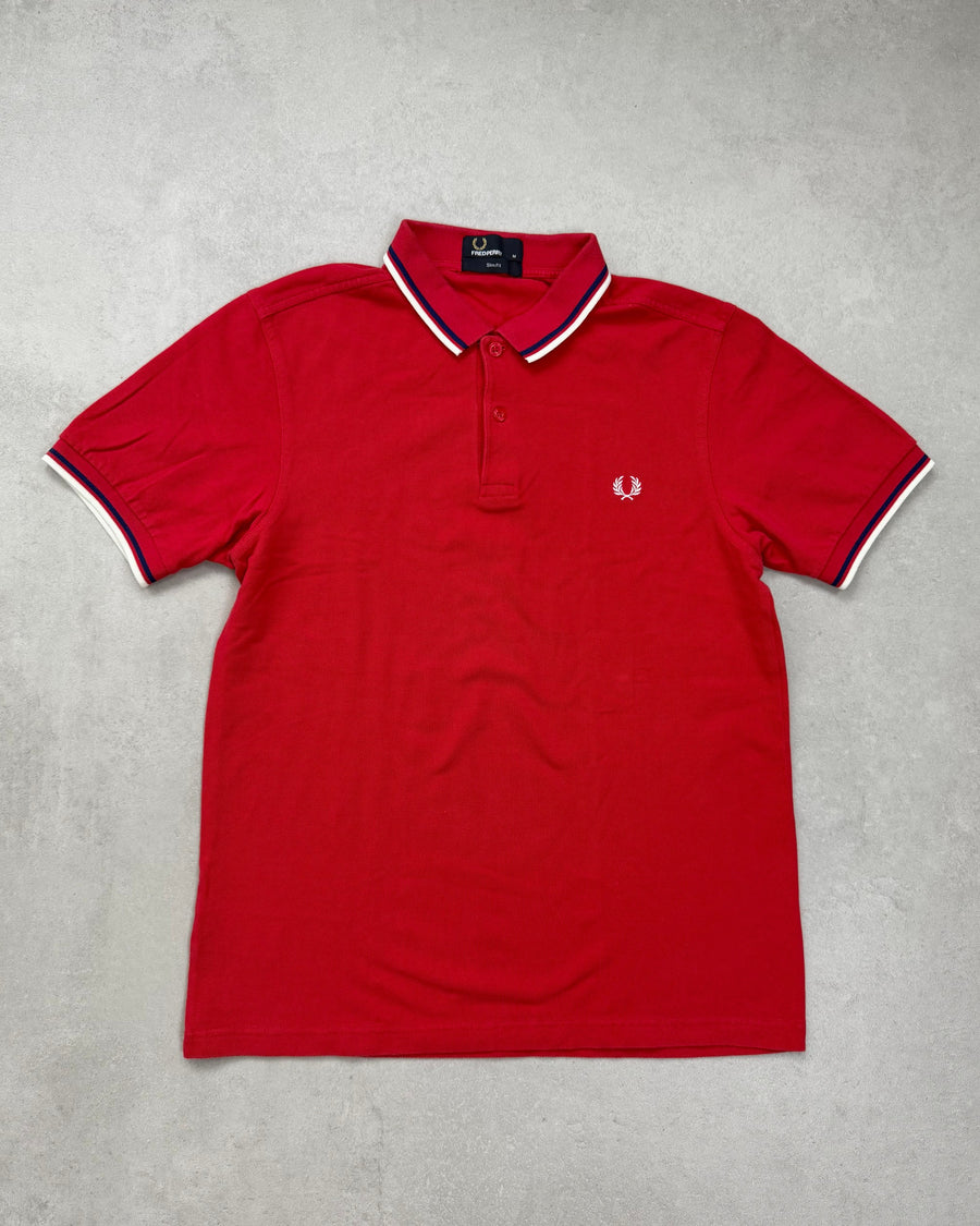 Fred Perry Poloshirt Rot mit Navy-Weiß-Tipping Slim Fit Größe M – Vorderseite