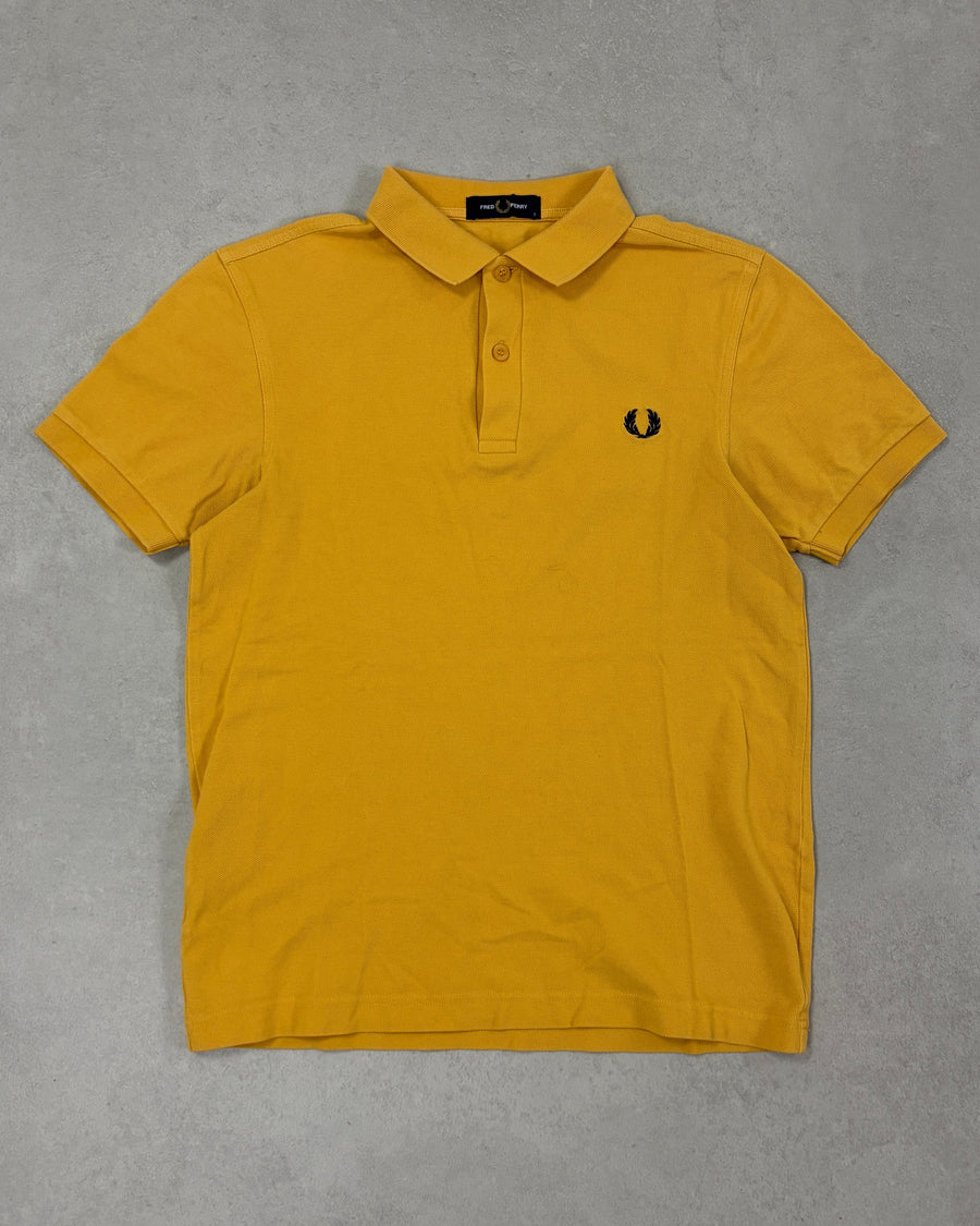 Fred Perry Poloshirt Senfgelb Größe S – Vorderseite