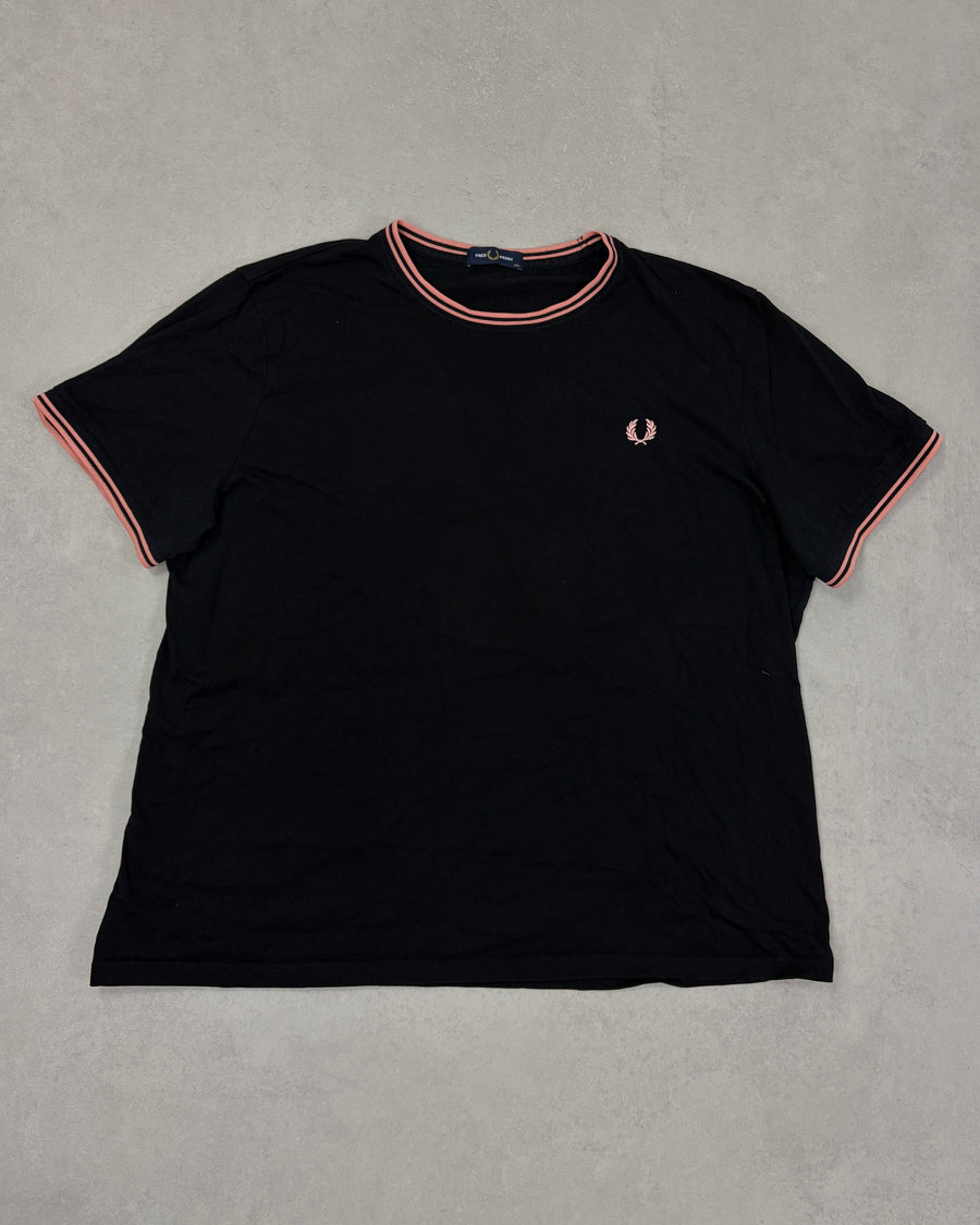 Fred Perry Ringer T-Shirt Schwarz mit Koralle-Tipping Größe 2XL – Vorderseite