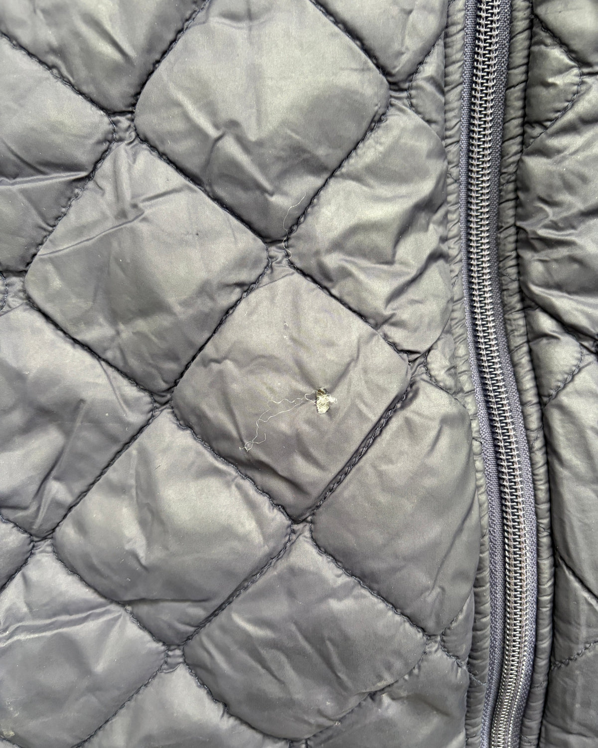 Fred Perry Steppweste Navy Größe S – Mangel im Detail