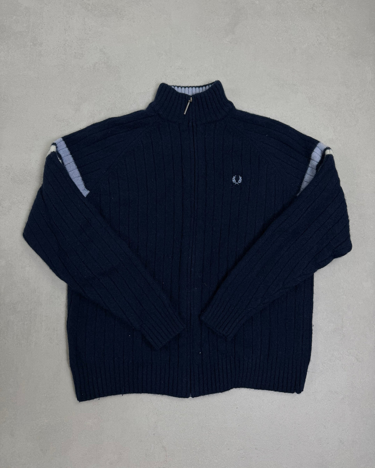 Fred Perry Strickjacke Navy mit Zip Größe XL – Vorderseite