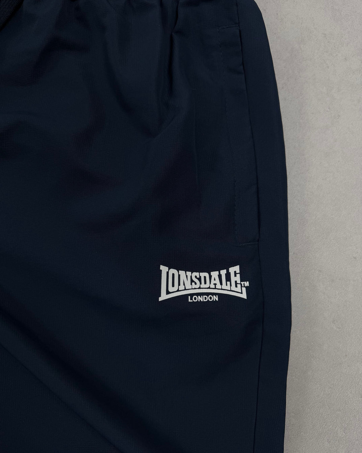 Lonsdale Trainingshose Navy Größe L – Detail