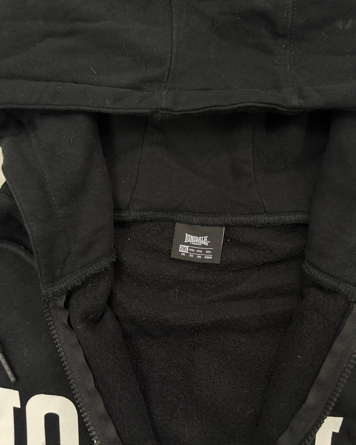 Lonsdale Zip-Hoodie Schwarz mit Logo-Print Größe 2XL – Etikett