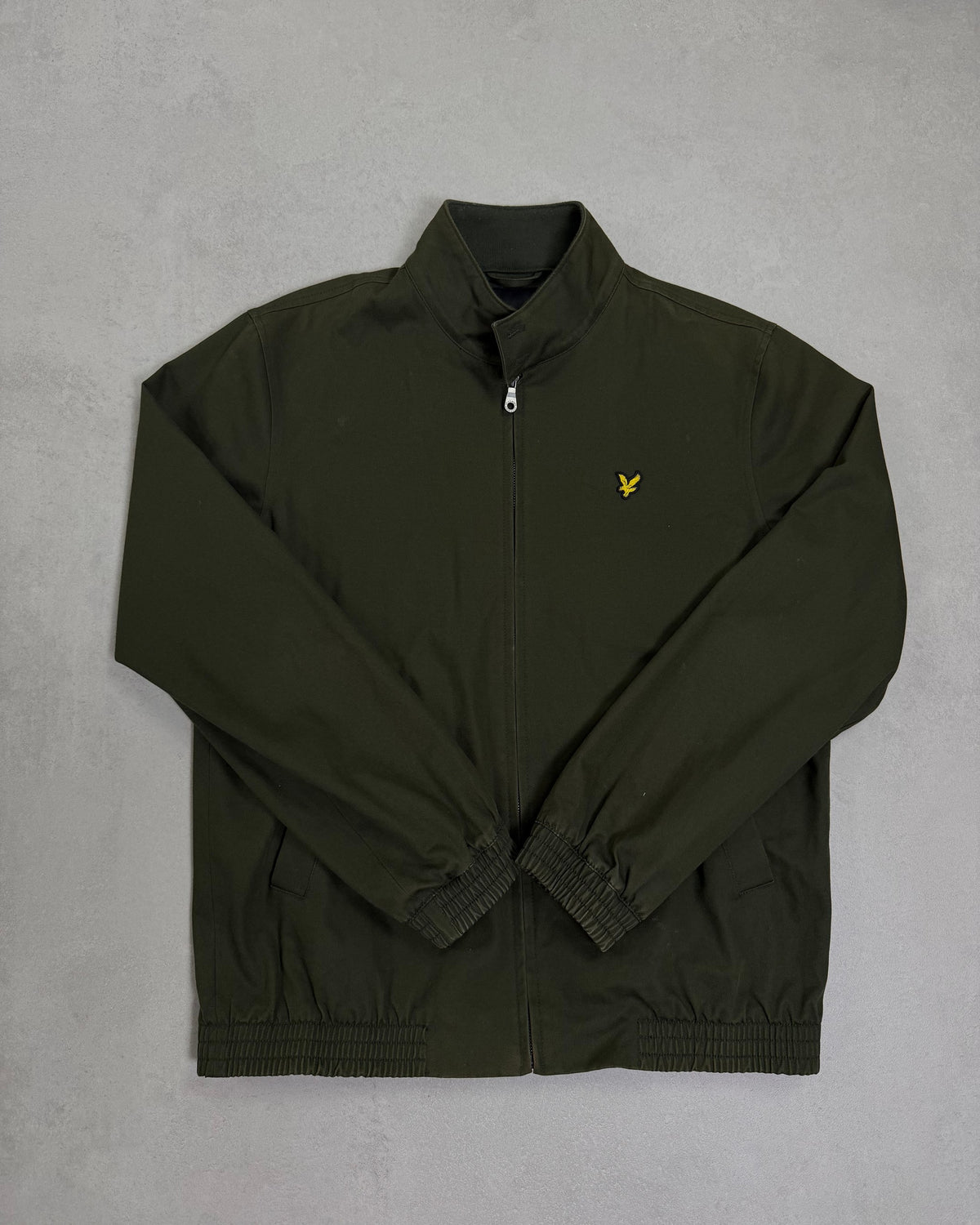 Lyle & Scott Harrington-Jacke Oliv mit Tartan-Futter Größe XL – Vorderseite