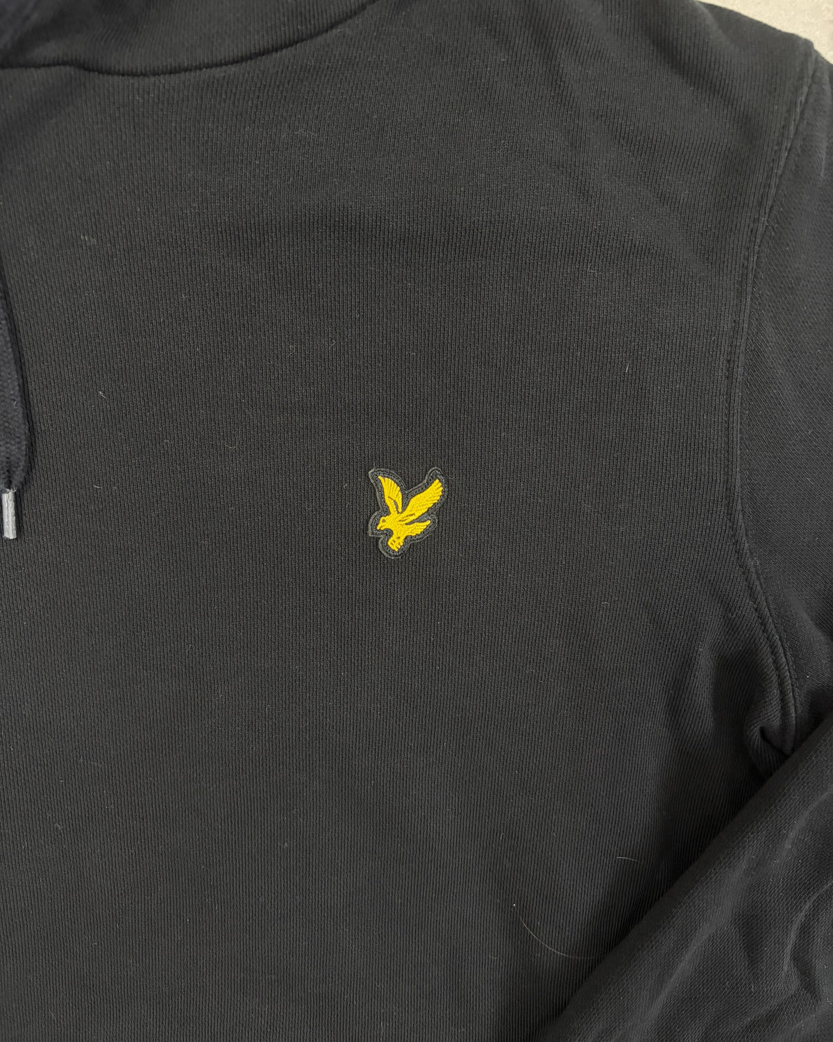 Lyle & Scott Hoodie Schwarz Größe XS – Detail