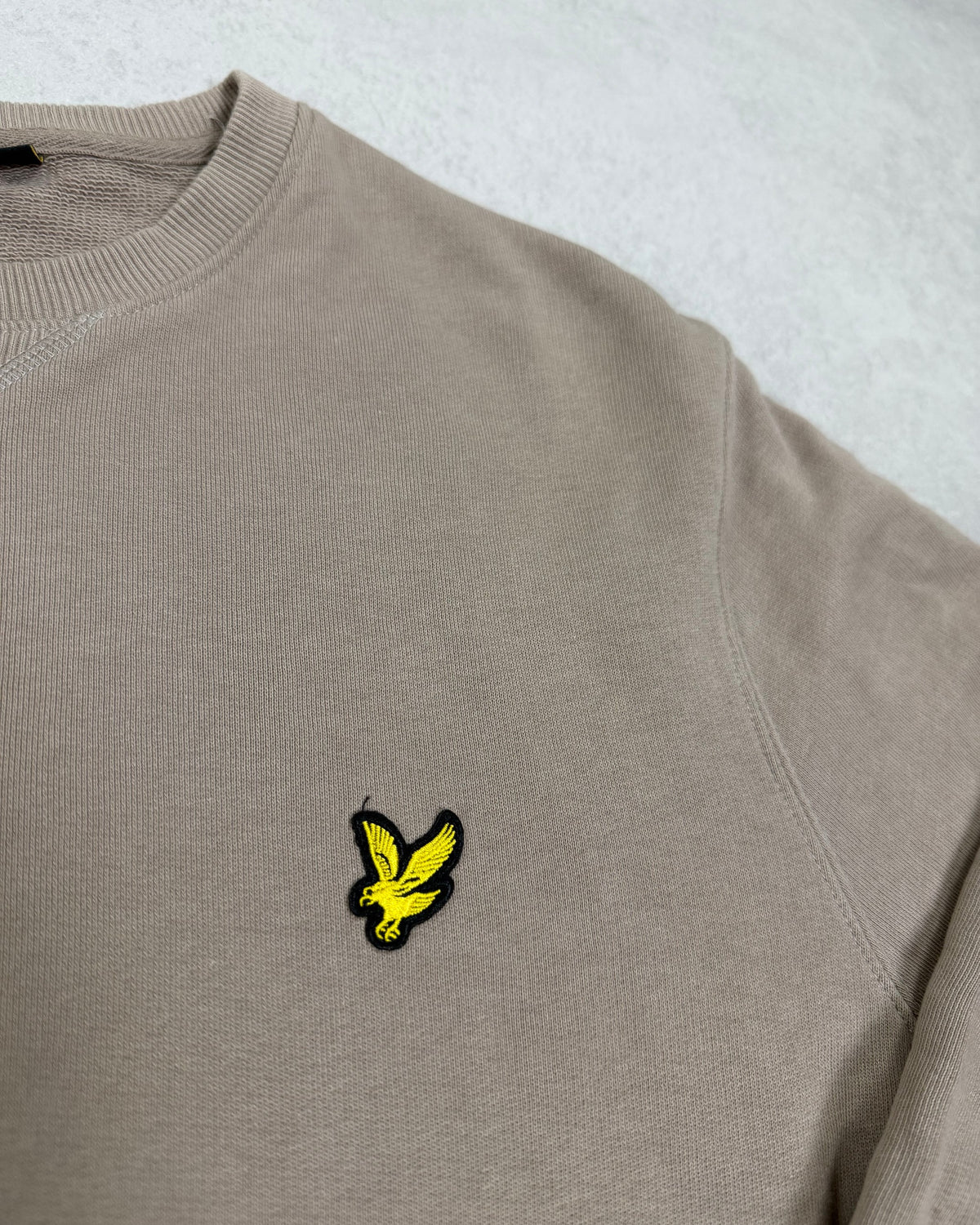Lyle & Scott Pullover Taupe Größe M – Detail