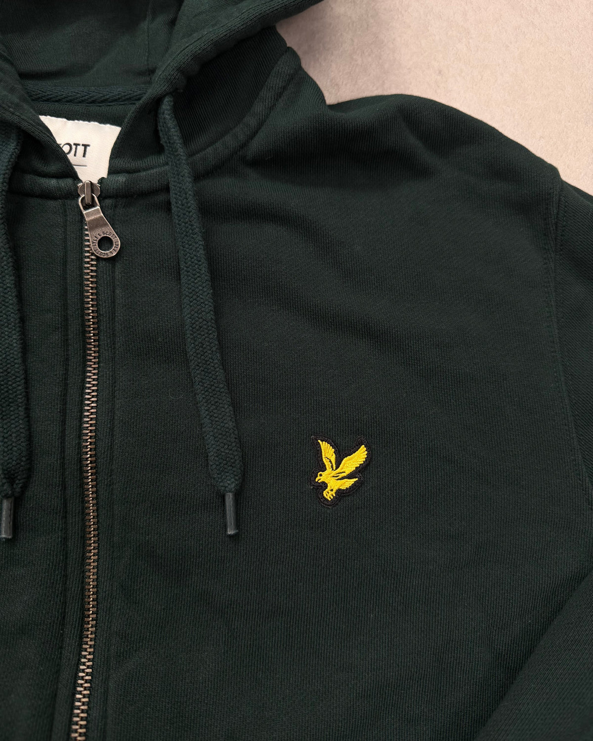 Lyle & Scott Zip-Hoodie Dunkelgrün Größe S – Detail
