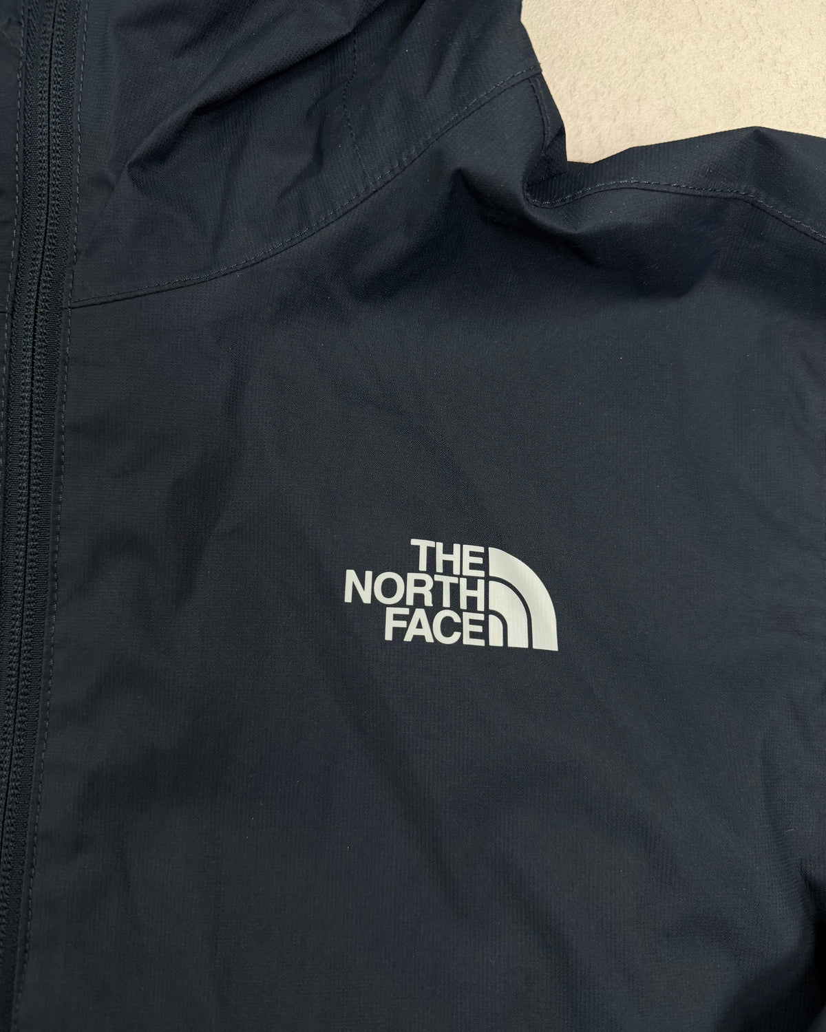 The North Face Regenjacke Navy DryVent Größe L – Detail